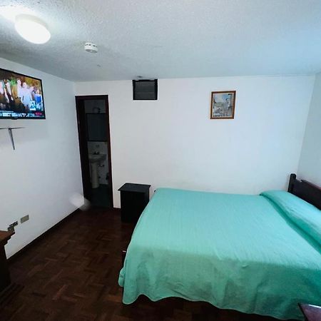 Hotel Estrellita Inn Alameda Quito Extérieur photo