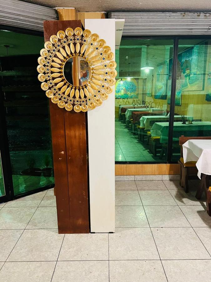 Hotel Estrellita Inn Alameda Quito Extérieur photo