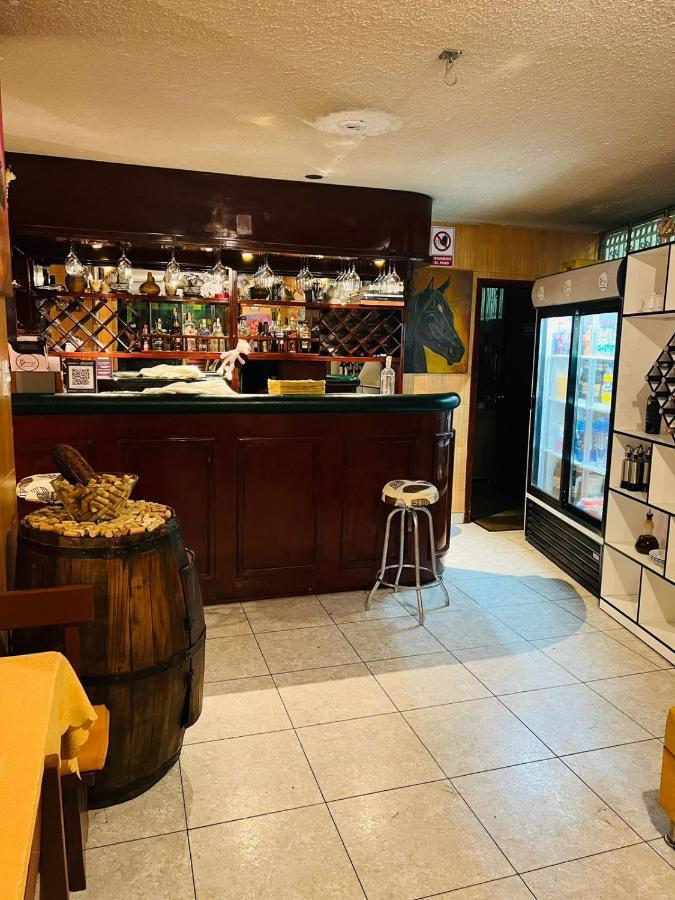 Hotel Estrellita Inn Alameda Quito Extérieur photo